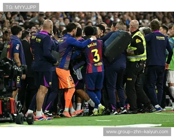 亚马尔怒吼队友的视频火了！16岁踢出领袖范，亚马尔号